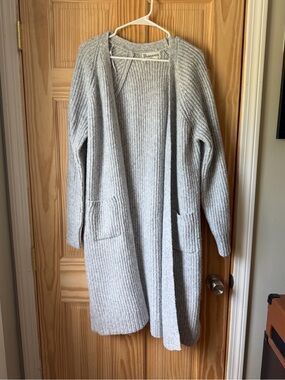 No Boundaries Gray Ribbed Open Cardigan with Pockets